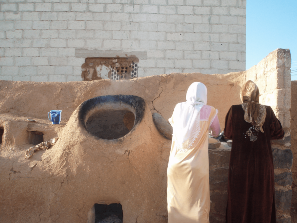 Doing fieldwork, sharing life, Rif Maarrat el-Nouman (Idlib), 2010 (Sarkis)
